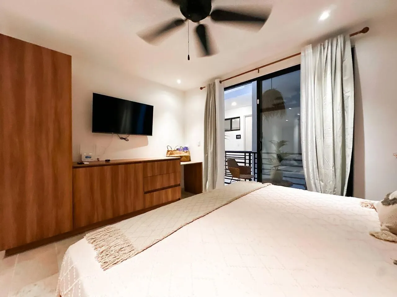 King Studio With Rooftop Pool And Gym Tulum